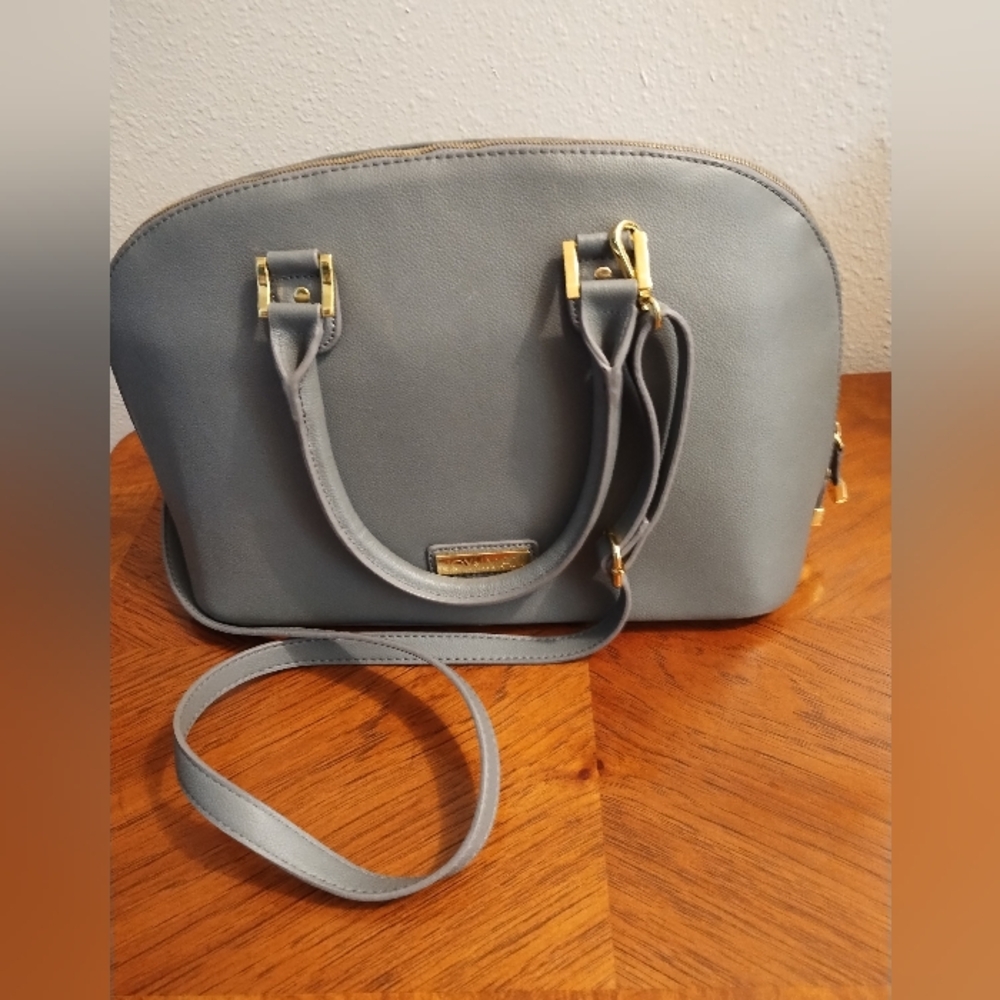 Beautiful Joy And Iman Blue Pebble Handbag NWOT